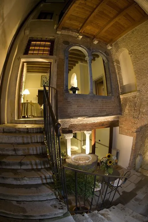 Ca' San Giorgio B&B Venetië 2*,